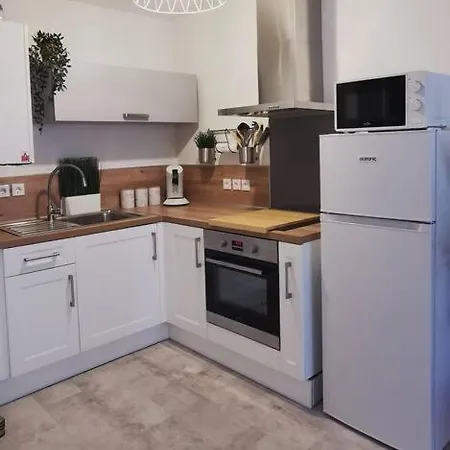 Cosy_tout Confort Apartment